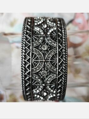 Art Deco Reproduction Clamper Pewter Color Rhinestone Bracelet MINT Condition